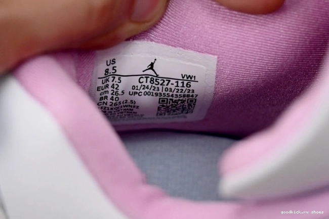 Jordan Retro CT8527-116 Pink White 4 0819